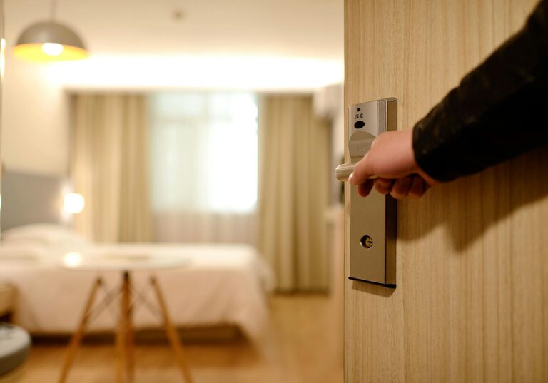How to Set Up a Guest-Ready Space Quickly and Easily
